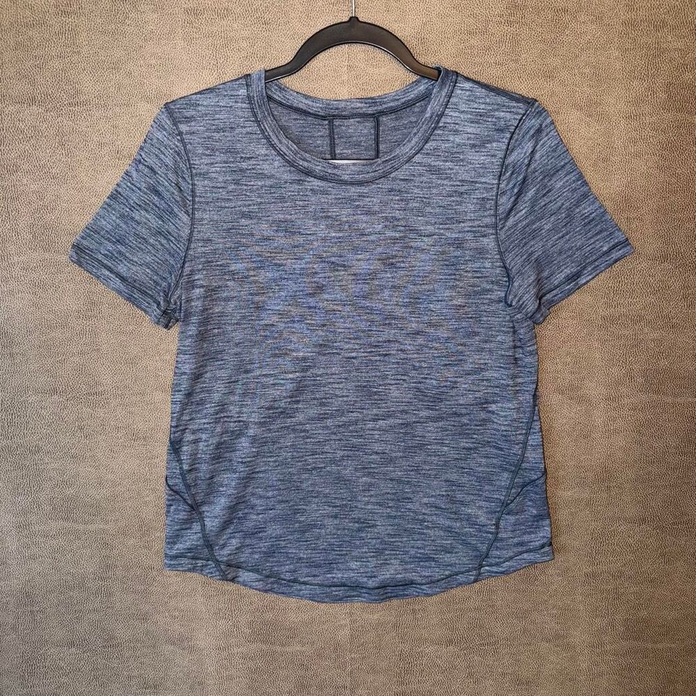 Lululemon Blue heathered short sleeve shirt Size S